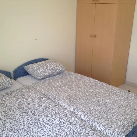 Кемпинг Szegedi Partfuerdo Es *