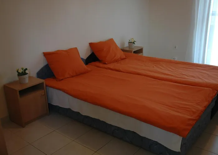 Camping Szegedi Partfuerdo Es *
