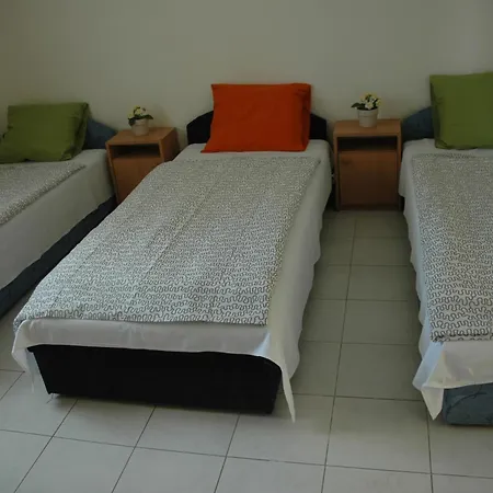 Szegedi Partfuerdo Es Campsite Szeged