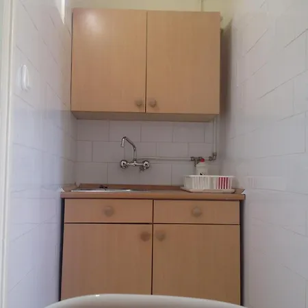 Szegedi Partfuerdo Es キャンプ場 セゲド