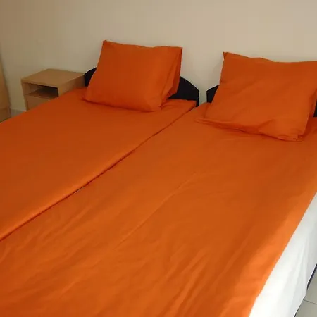 Szegedi Partfuerdo Es Campsite Szeged