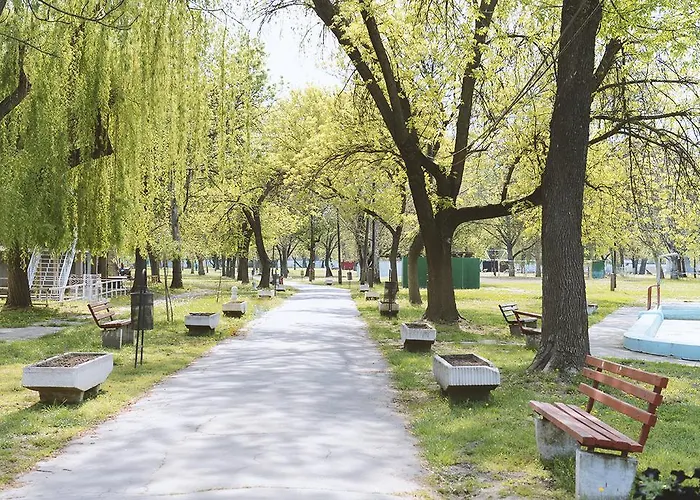 Campsite Szegedi Partfuerdo Es Szeged